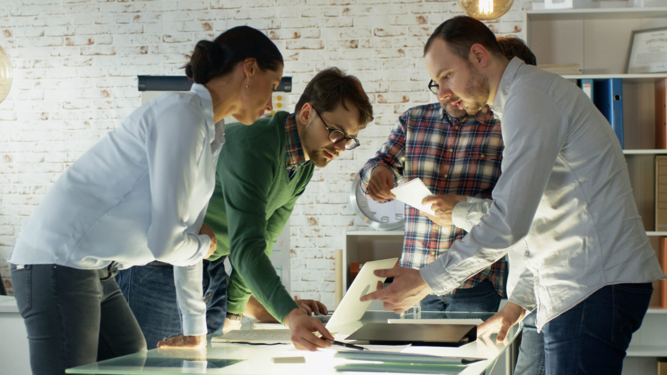 engineers-around-table-scaled