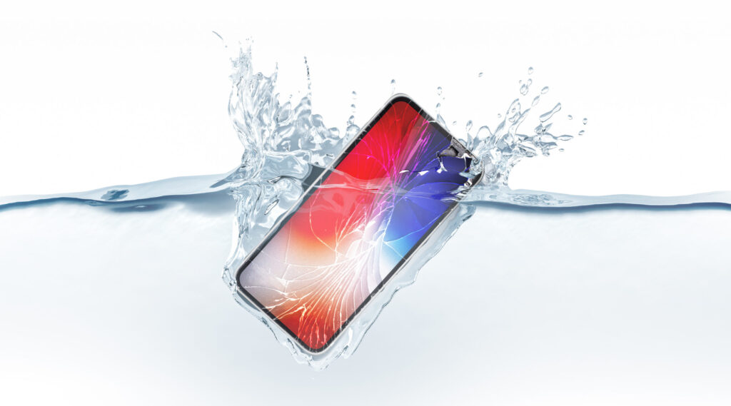 Black,Smartphone,Mock,Up,With,Colored,Screen,Fall,In,Water,