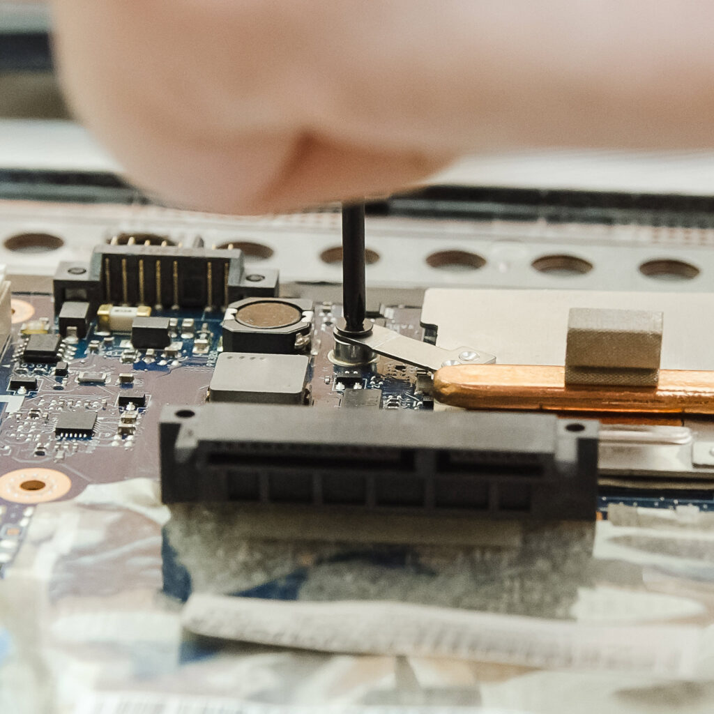 electronics-teardown-1024x1024